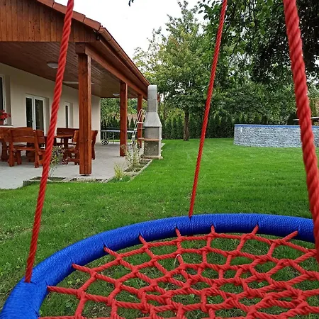 Prázdninový dům Adrelot 33 *
