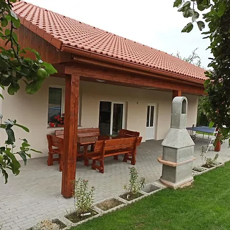 Adrelot 33 Cerveny Ujezd (Benesov)