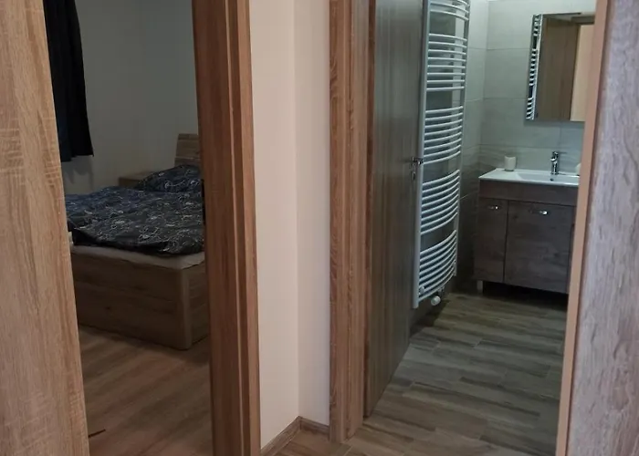 度假居 Prazdninovy Dum Adrelot 33 *